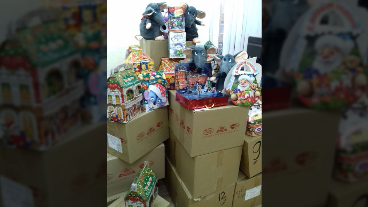 Дети из Донецка и Луганска получат новогодние подарки из Тамбова