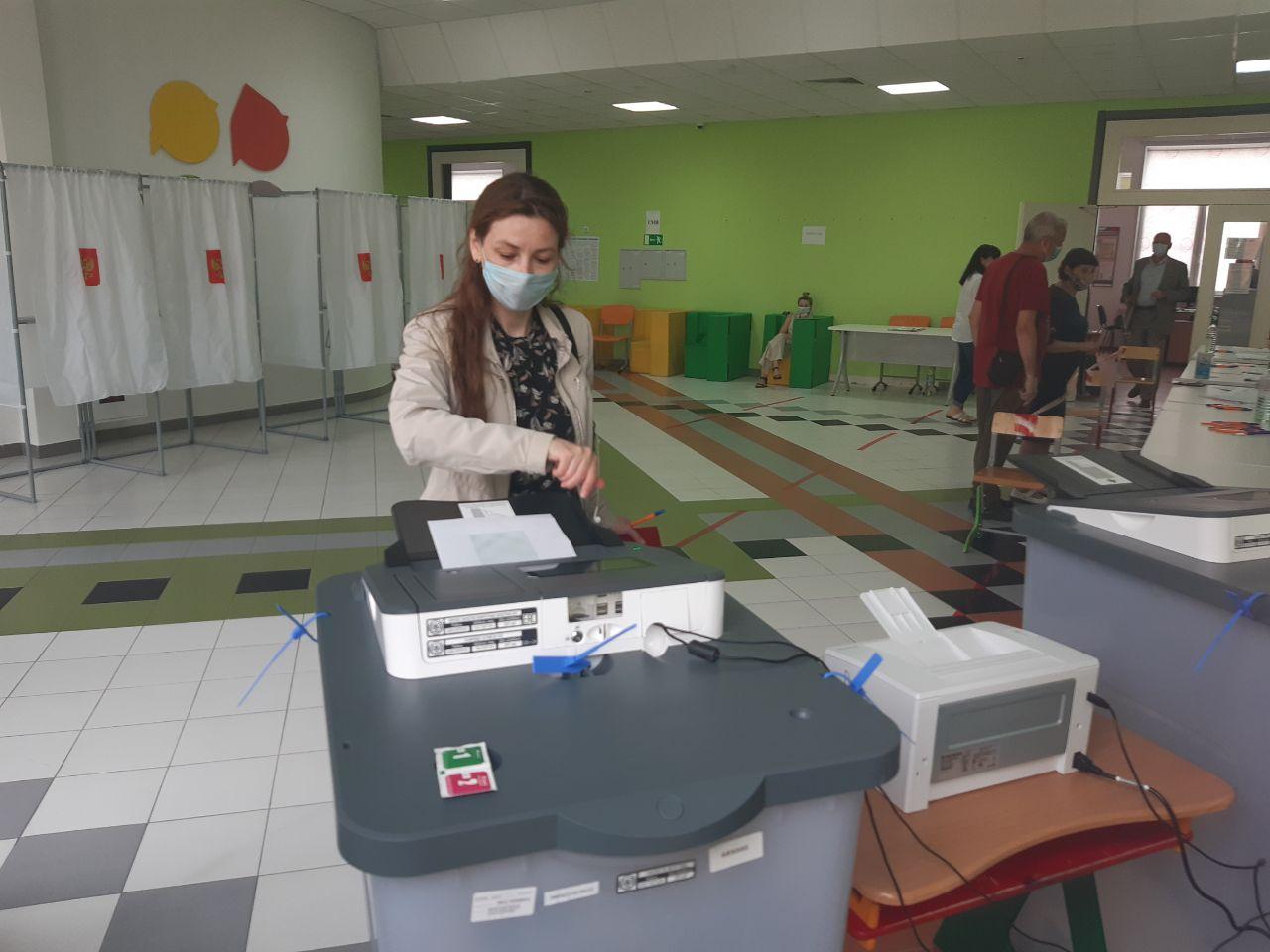 Голосование по поправкам в Конституцию в школе Сколково - Новый Тамбов
