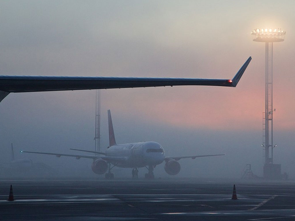 Туман в аэропорту