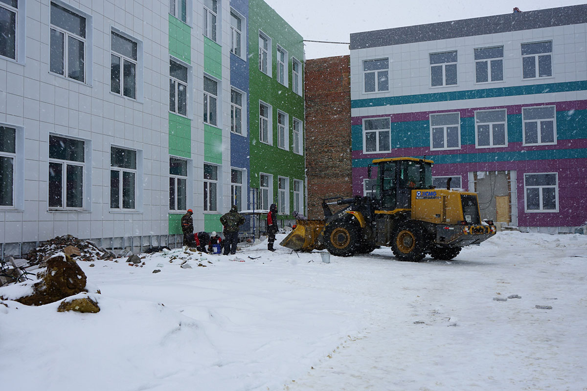 Строительство новой школы Сколково-2 в мкрн Телецентр на севере Тамбова, февраль 2022г.