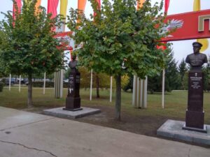 Аллея памяти в парке Победы в Тамбове