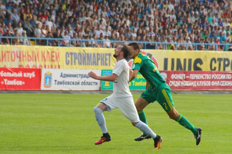 Алексей Аверьянов мог бы стать героем матча, но не реализовал прекрасный момент в первом тайме