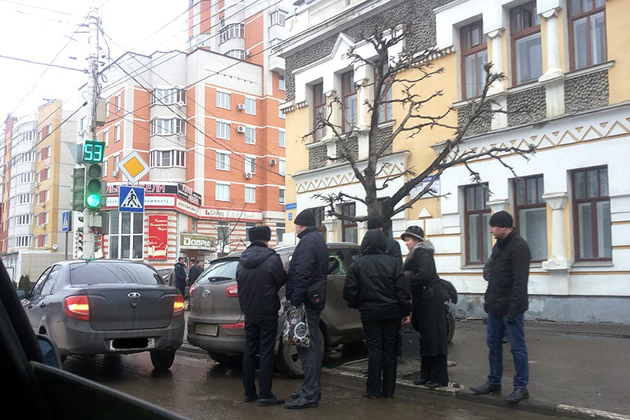 Авария на Советской 30 марта 2016 года. Фото TOP68.