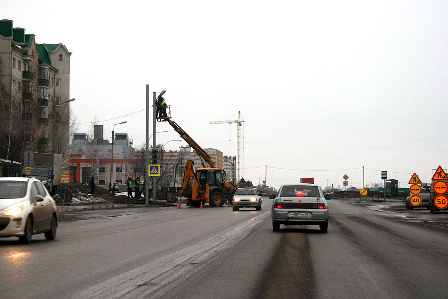 Напротив ТРЦ "Европа" на улице Рылеева в Тамбове появился новый светофор