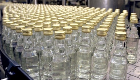 Пол-литра водки в России к 2020 году возрастет до тысячи рублей