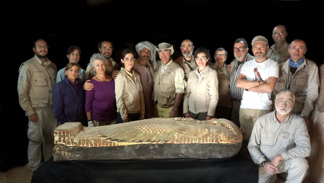 Саркофаг с мумией возрастом 3,6 тысяч лет