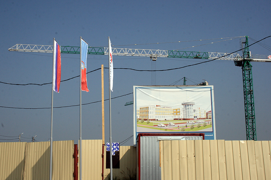 Строительство школы в Радужном