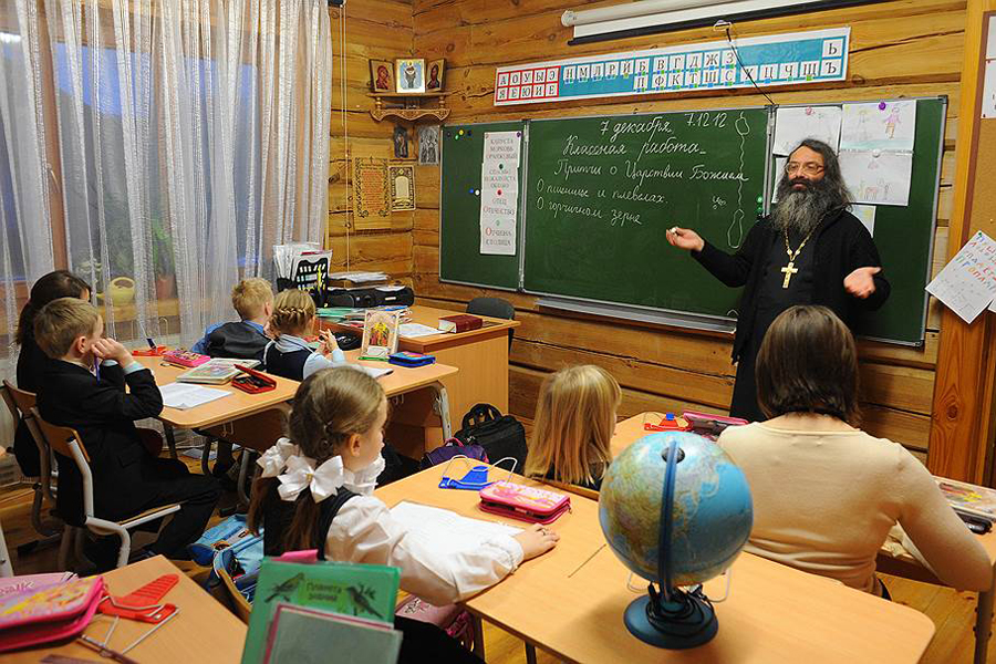 Духовное воспитание школьников. Фото "Коммерсант".