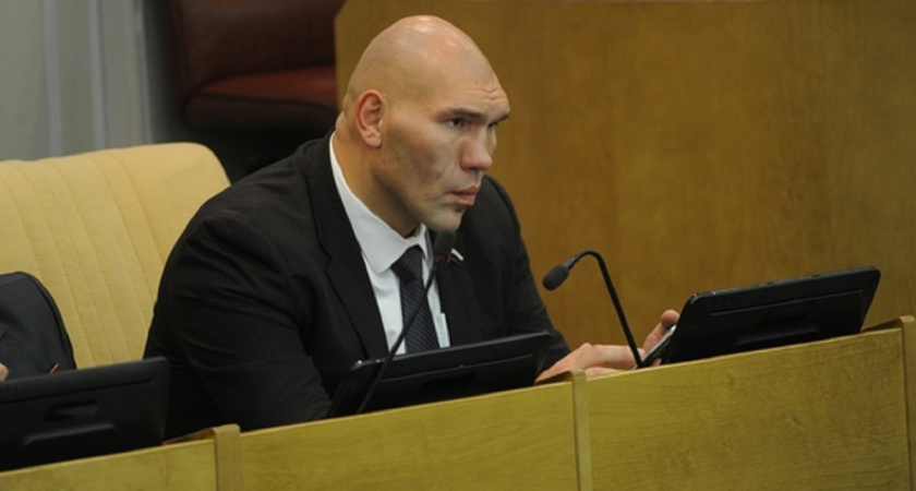 Депутат Госдумы Николай Валуев озаботился закрытием двух "мусорных" предприятий на Тамбовщине