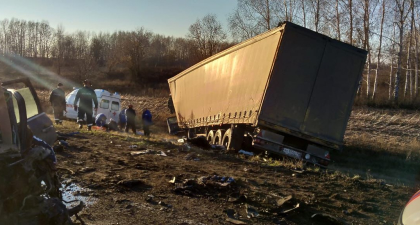 Три человека погибли в жуткой аварии под Тамбовом