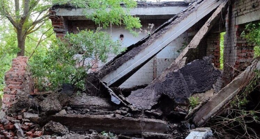 В Мичуринском округе подростки разрушали заброшенное здание и едва не погибли