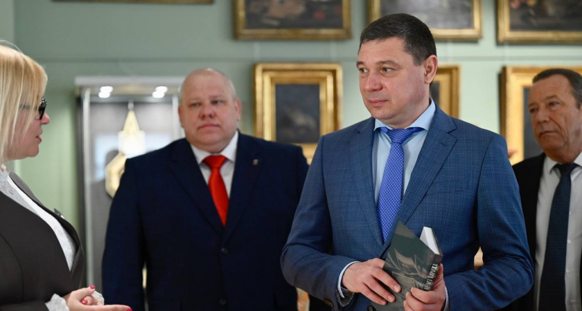 Евгений Первышов посетил музей и Свято-Троицкий собор в Моршанске: акцент на развитие паломничества