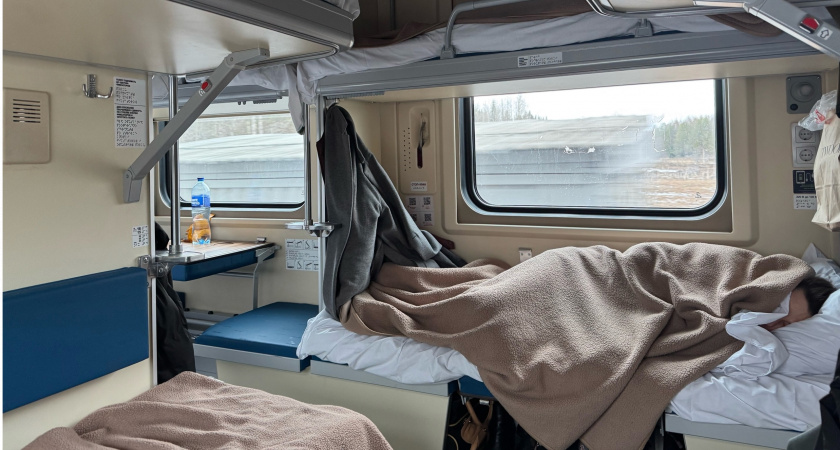 "Хохотала на весь вагон": у пассажирки РЖД украли обувь, но она не расстроилась - и вот почему