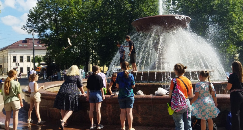 В Гидрометцентре рассказали, когда страну накроет аномальная жара: осталось всего пару дней