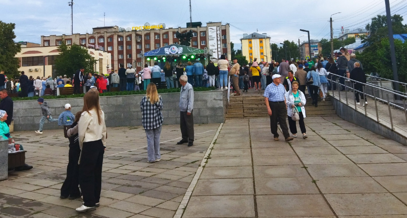 Толстовки в шкаф не убирайте: Вильфанд предупредил о резком похолодании почти на 25 градусов