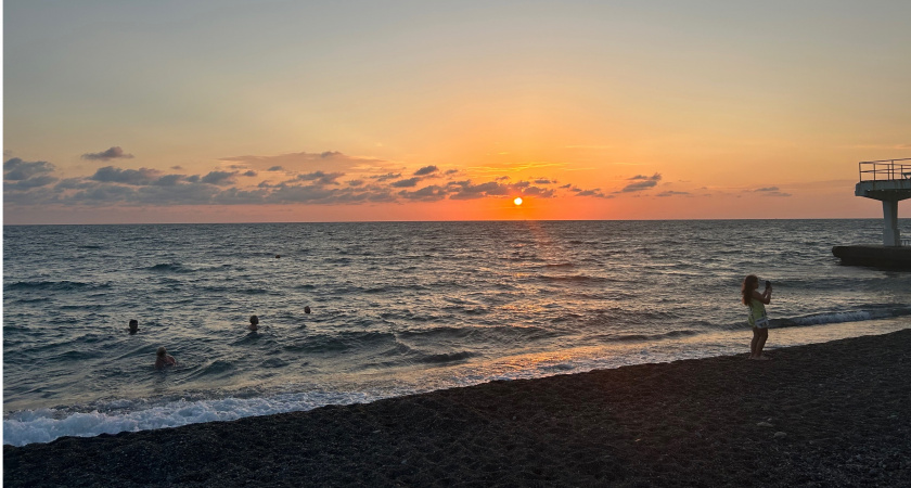 Сочи в июле разочаровывает ценами: что больше всего поразило туристов на этом курорте — возвращаться не хочется