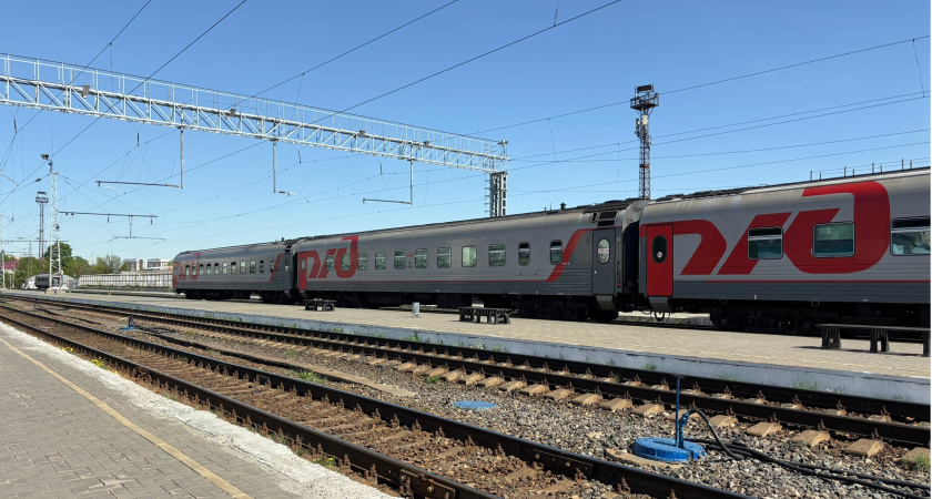 "Купил билет в СВ, вдруг заходит пара из плацкарта с просьбой поменяться": хамство или недальновидность - отзывы пассажиров РЖД