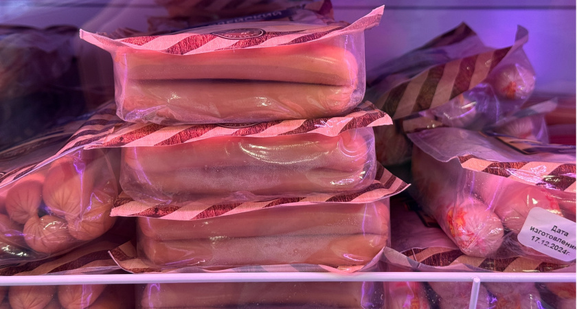 Знакомая продавец рассказала: зачем народ берёт в "Светофоре" по 10-20 палок колбасы и по 20 кг сосисок