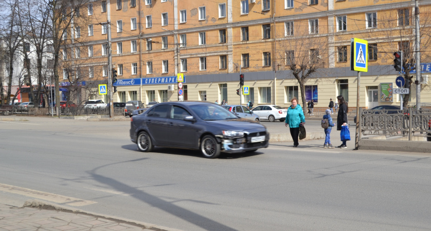Опытный механик рассказал, сколько можно стоять на холостом ходу – без вреда для двигателя