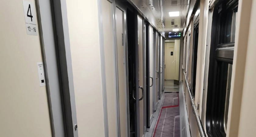 "Больше не рискую ехать в обычном купе": россиянка рассказала, почему начала переплачивать за СВ