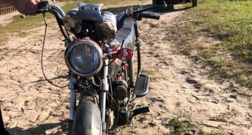 В Бондарском округе 12-летний водитель мопеда попал в аварию вместе с пассажиром