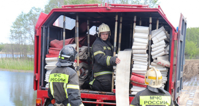За сутки в Тамбовской области произошло семь пожаров и несколько выездов спасателей на ДТП