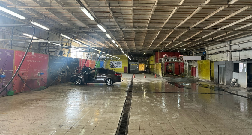 Вода или пена - что сначала? Вы точно мыли машину неправильно - шаг №1 на мойке самообслуживания