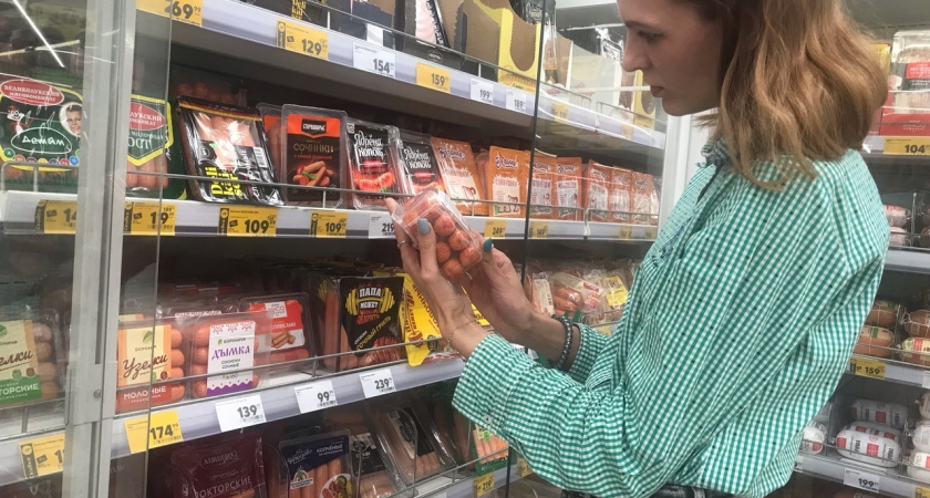 Правда ли сосиски делают из туалетной бумаги: в вопросе поставили жирную точку