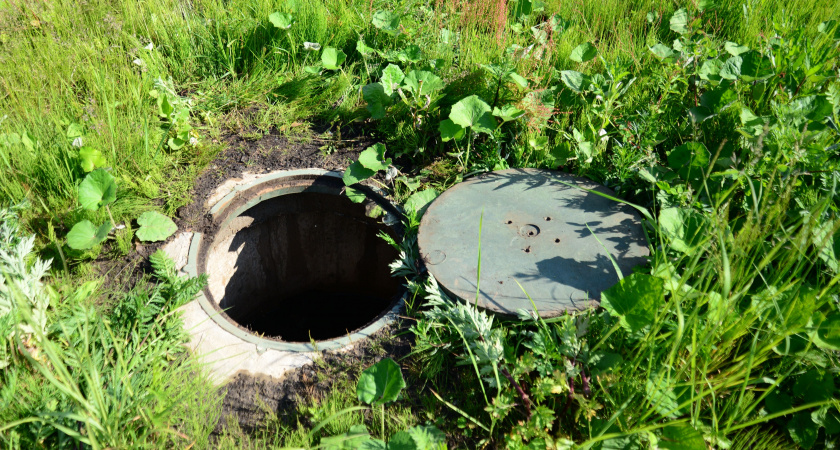 Больше не мучаюсь с откачиванием сливной ямы: сосед пенсионер подсказал простую хитрость - проблема решилась на раз