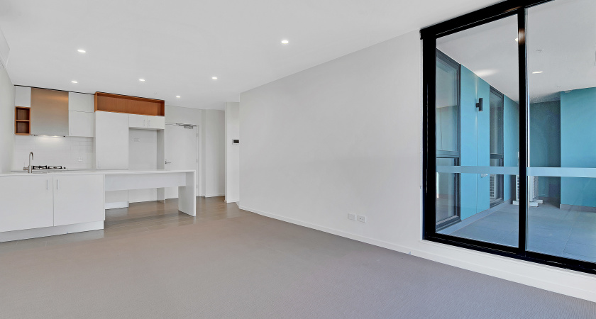 Дизайнер рассказала, почему люди со вкусом плюются при виде натяжных потолков