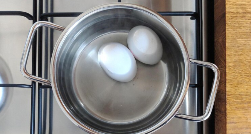 Почему нельзя есть варёные яйца? Врач назвал 3 веские причины для пожилых - запомните на всю жизнь