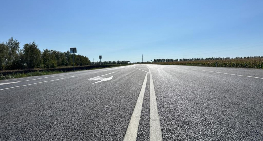 В Тамбовской области раньше срока завершили ремонт дороги между Уварово и Мучкапским