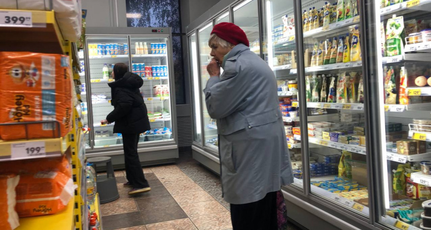 Каждая вторая бабушка не замечает эту уловку в "Пятерочке": стоит знать всем покупателям