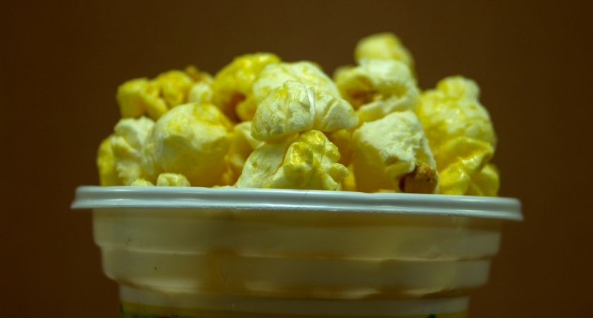 Эти 4 продукта считают "вредными" - а зря: эксперты рассказали, какие вкусняшки стоит вычеркнуть из черного списка