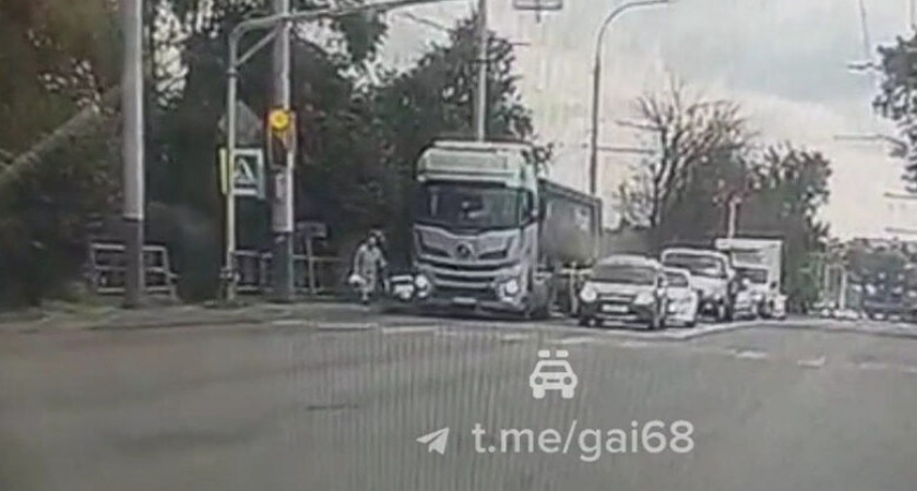 79-летняя жительница Тамбова погибла под колесами фуры