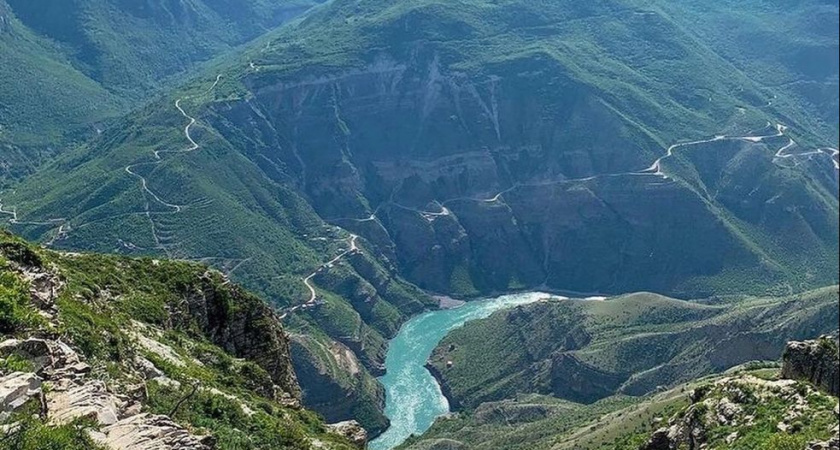 "Мы не отбывать приехали, а отдыхать - и не в пионерлагере строгого режима": туристка рассказала о плюсах и минусах отдыха в Дагестане