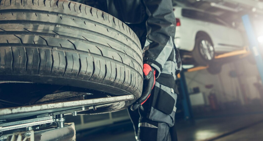 Применила одну хитрость — и шины прослужат в 2 раза дольше: подсказал по секрету знакомый механик