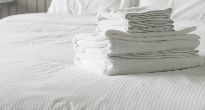 2 ложки в таз – и желтая простыня станет белее первого снега: готовим копеечное средство своими руками – полезный совет