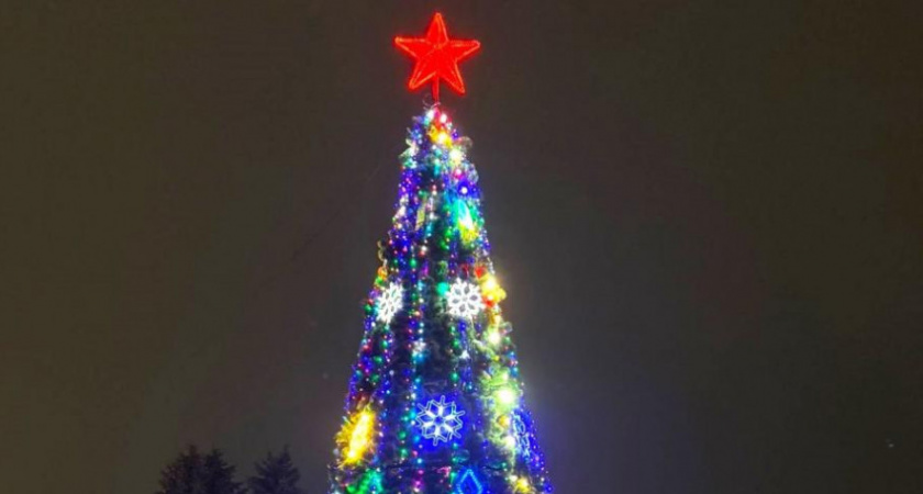 Жердевка первой в регионе начала подготовку к Новому году: на украшение города потратят 2,6 миллиона рублей