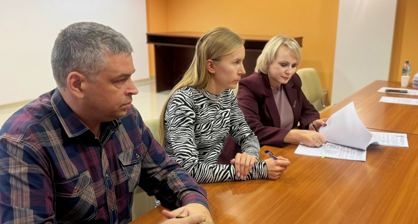 В рамках программ "Земский доктор" и "Земский фельдшер" 28 медицинских работников начали свою деятельность в различных больницах области