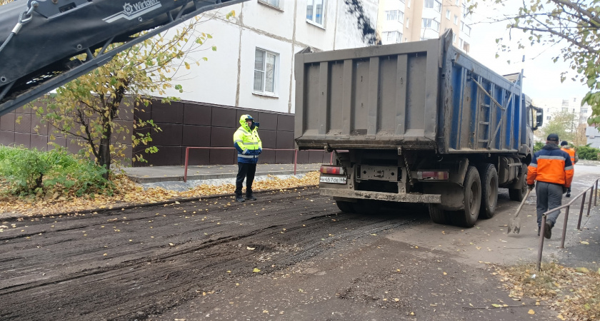 В Тамбове по инициативе Максима Косенкова обновляют междворовые проезды под контролем жителей