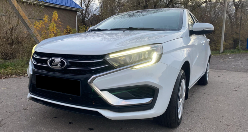 В 2024 году взял новую Весту в салоне, а неделю назад продал и купил Весту 2019 года с пробегом — чем новая оказалась хуже