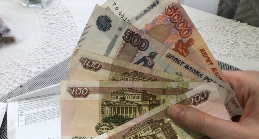 В Тамбовской области мужчина выдал себя за строителя и обманул пенсионера на 300 тысяч рублей