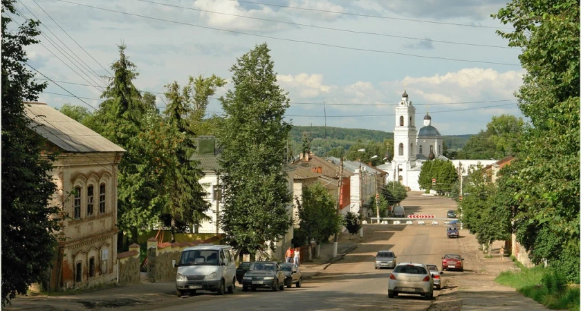 Перееду сюда на пенсии: 7 городов России, где жить можно припеваючи - и воздух чистый, и до мегаполисов рукой подать