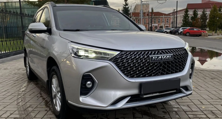Пригнал на оценку дилеру Haval M6 2024 года с пробегом 15 000 км. Хотел брать новый F7 — но развернулся и уехал