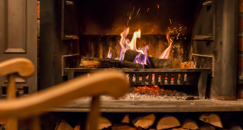 Горсть в печь — сажа и нагар сами отваливаются хлопьями: не мусор, а драгоценный камень для частного дома 