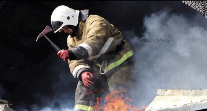 В Тамбовской области за сутки зафиксировали три пожара и одно ДТП с участием спасателей