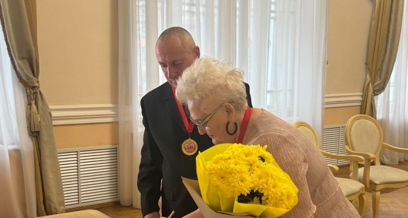 В Тамбове чествовали изумрудных супругов