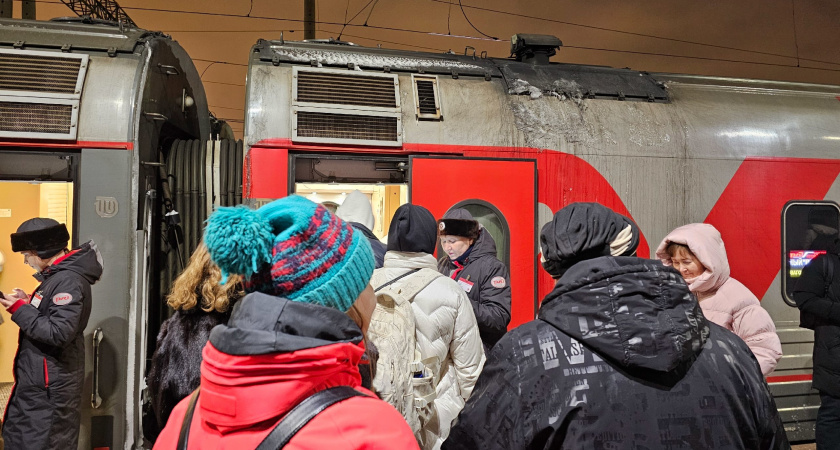 "Две России в одном поезде": проводница с 12-летним стажем откровенно рассказала о том, что видит каждый день