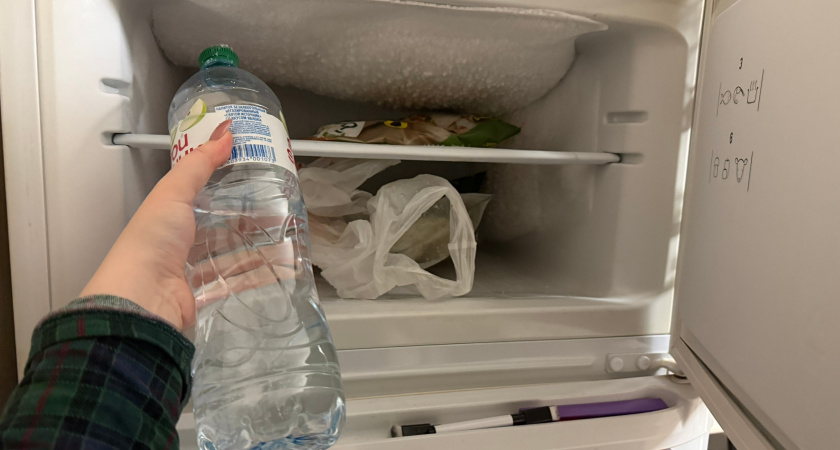  Мою холодильник сладкой «шипучкой» и горя не знаю: блестит и сияет — тоже начнете так делать